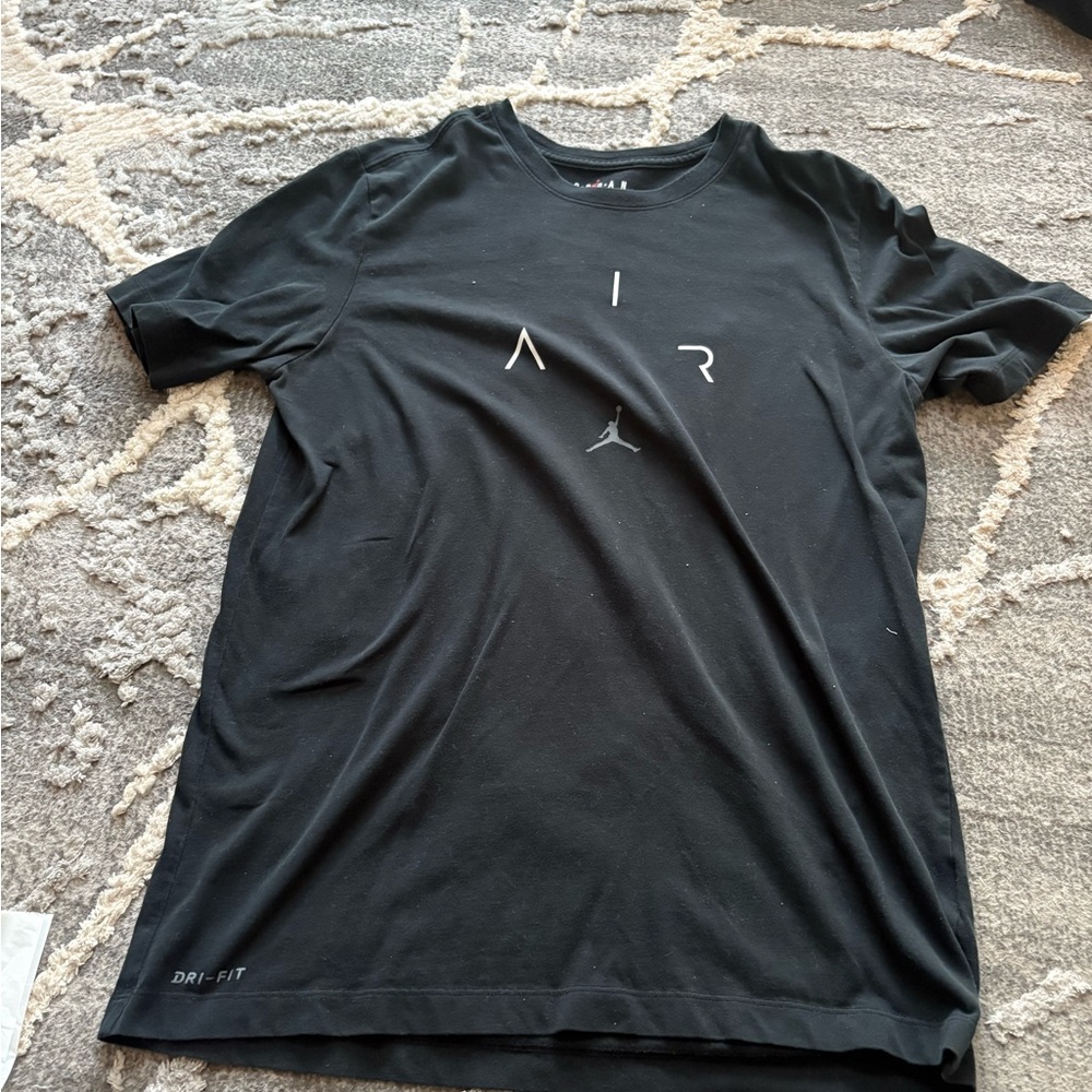 Nike Men's Black T-Shirt
